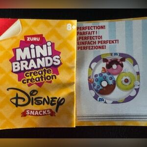 Monsters Inc Mike Sulley Boo donuts
Zuru Mini Brands Create Disney snacks